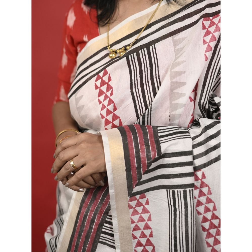 Aartyz geometric print silk saree