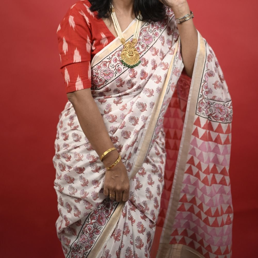 Silk saree with temple borders on pallu